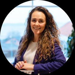 Camilla Hartvig Bruun (Founder @ Connect And Elevate) bruger Personprofil DISC for virksomheder